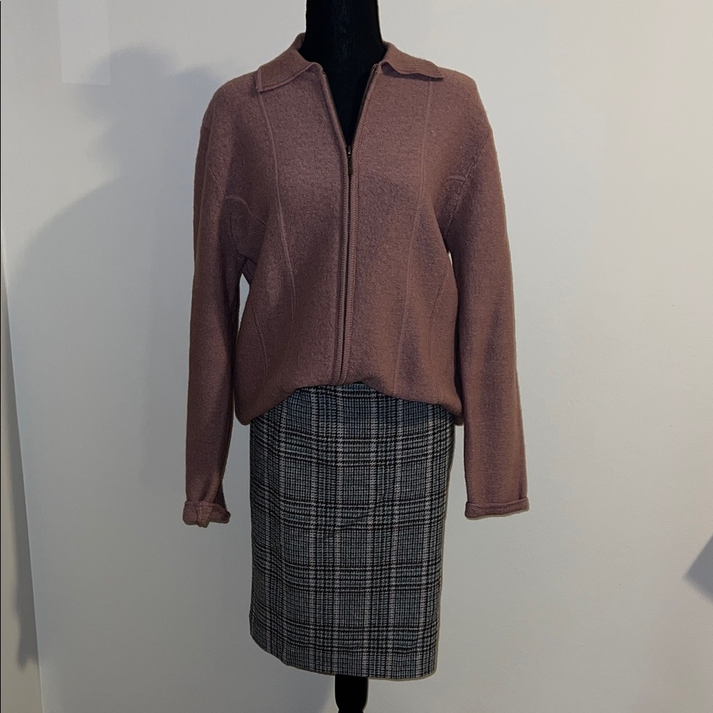 Casual Corner Black, Gray & Light Purple Plaid Pencil Skirt w/ Matching Wool Top